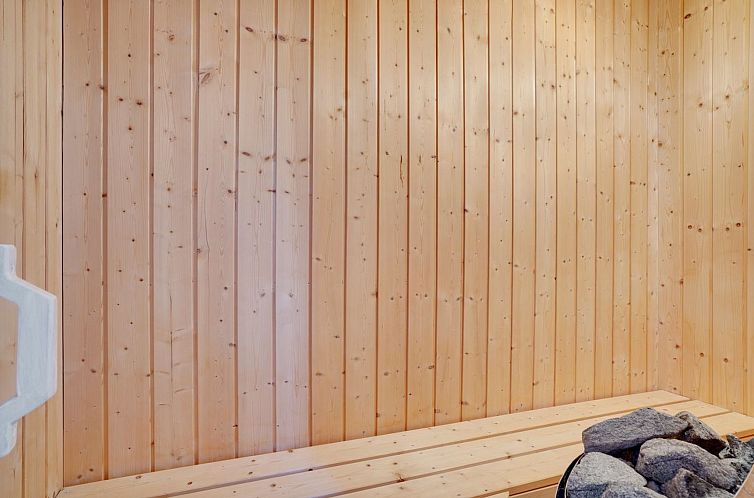 Vakantiehuis "Mariette" - 3.1km from the sea