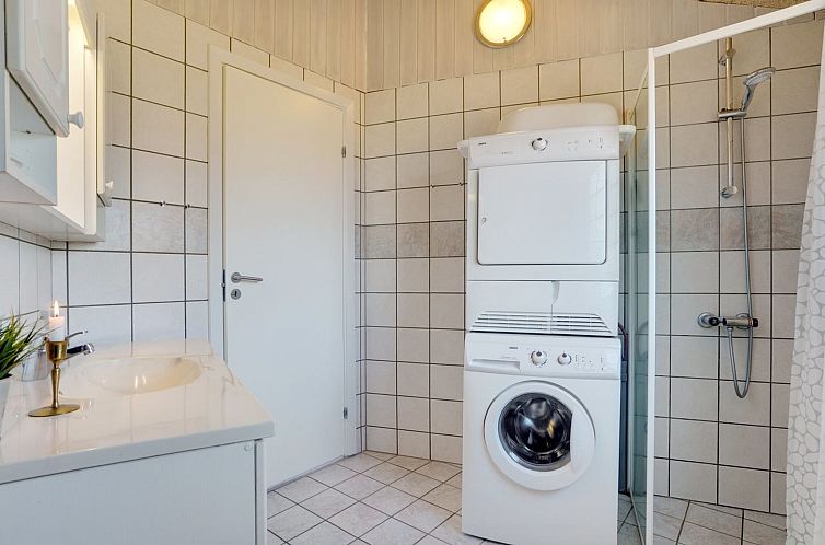 Vakantiehuis "Mariette" - 3.1km from the sea