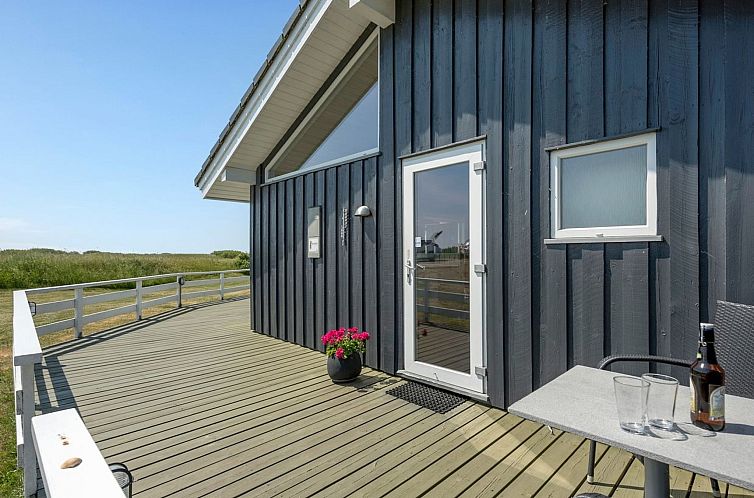 Vakantiehuis "Chrisse" - 550m from the sea