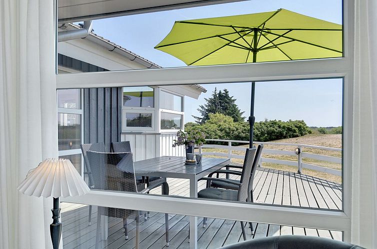 Vakantiehuis "Chrisse" - 550m from the sea