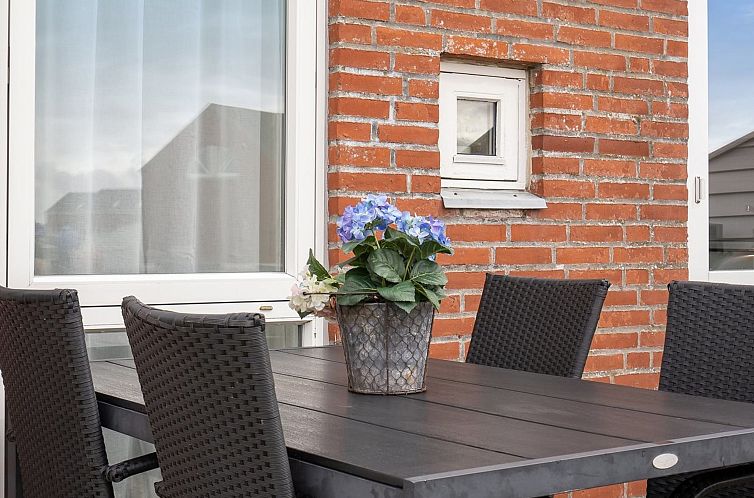 Appartement "Aldora" - 2.3km from the sea