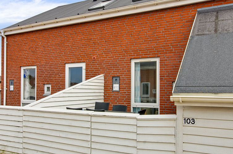 Appartement "Rebus" - 2.3km from the sea