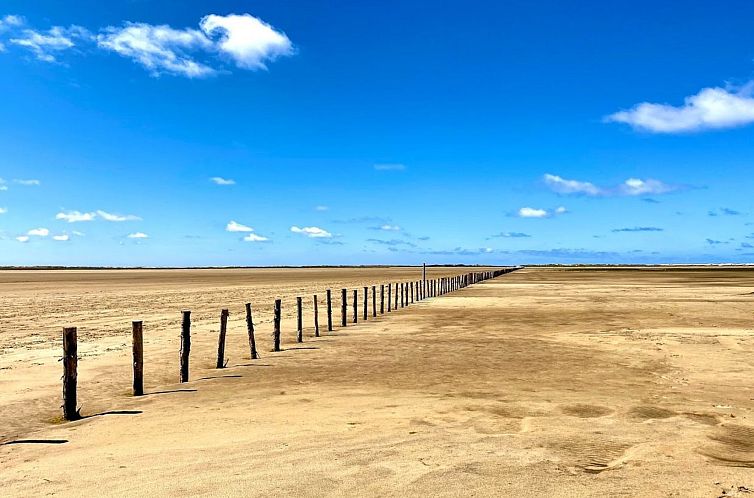 Vakantiehuis "Neia" - 640m from the sea