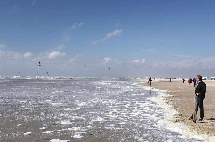 Vakantiehuis "Neia" - 640m from the sea