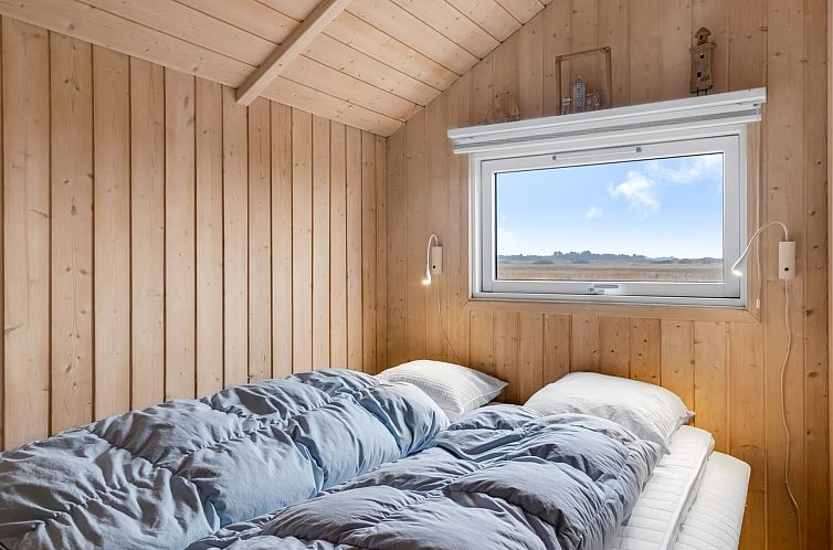 Vakantiehuis "Neia" - 640m from the sea