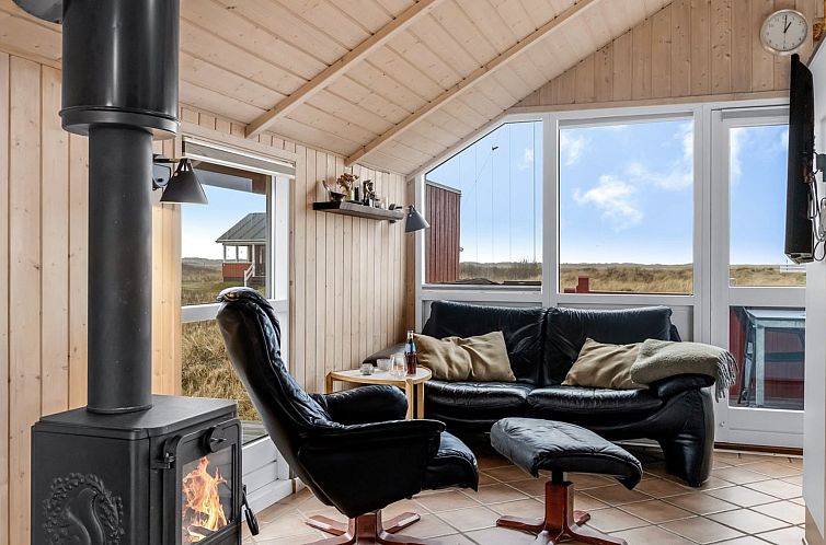 Vakantiehuis "Neia" - 640m from the sea