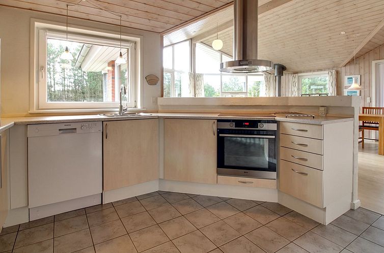 Vakantiehuis "Taisto" - 1.8km from the sea