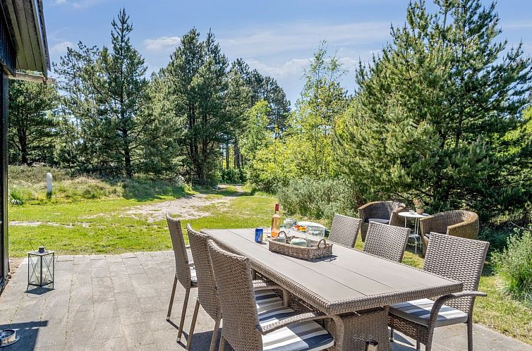 Vakantiehuis "Inga" - 1.3km from the sea