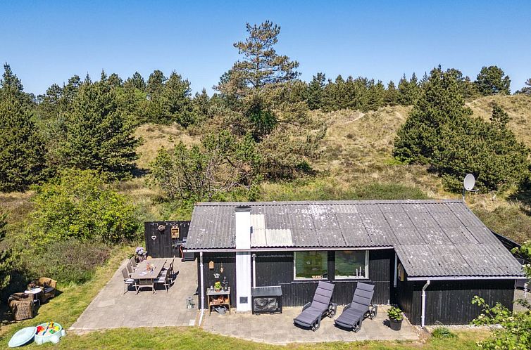 Vakantiehuis "Inga" - 1.3km from the sea