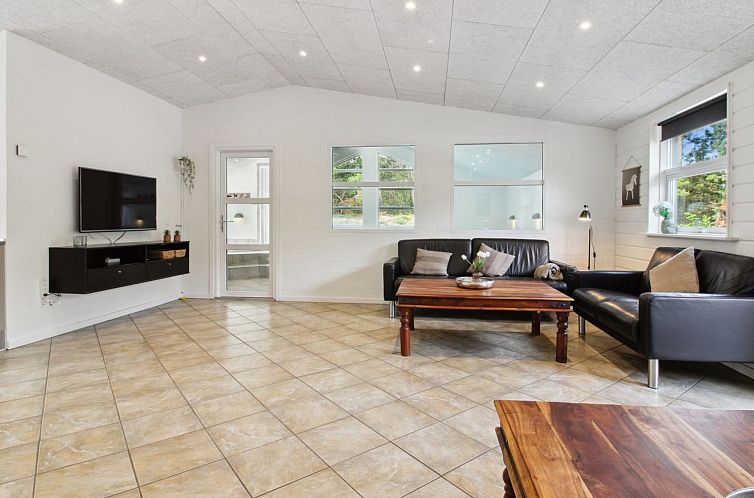 Vakantiehuis "Nael" - 1.6km from the sea