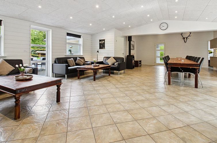 Vakantiehuis "Nael" - 1.6km from the sea