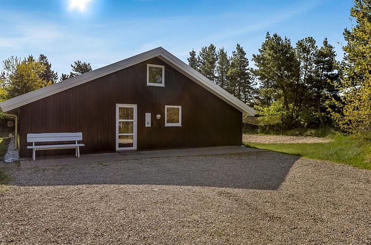 Vakantiehuis "Livni" - 3.8km from the sea