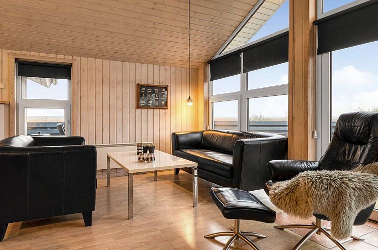 Vakantiehuis "Arnkil" - 700m from the sea