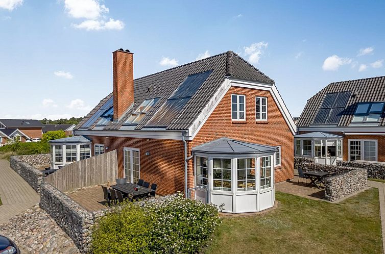 Vakantiehuis "Joonas" - 100m from the sea