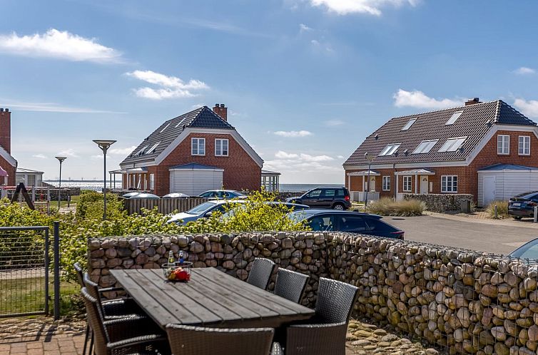 Vakantiehuis "Joonas" - 100m from the sea