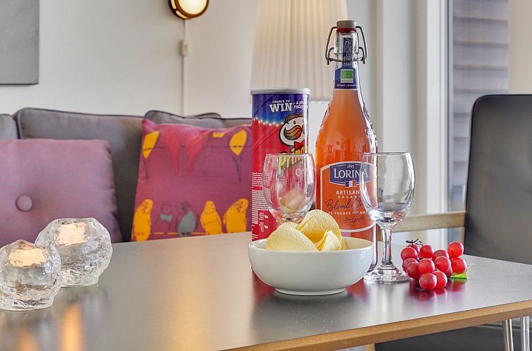 Appartement "Jurviis" - 100m from the sea