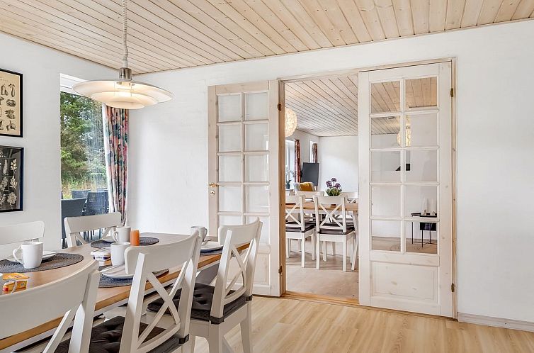 Vakantiehuis "Marlise" - 2.5km from the sea