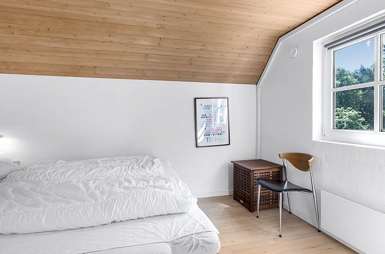 Vakantiehuis "Sondra" -  from the sea