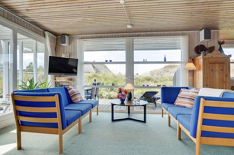 Vakantiehuis "Nashota" - 700m from the sea