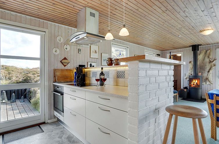 Vakantiehuis "Nashota" - 700m from the sea