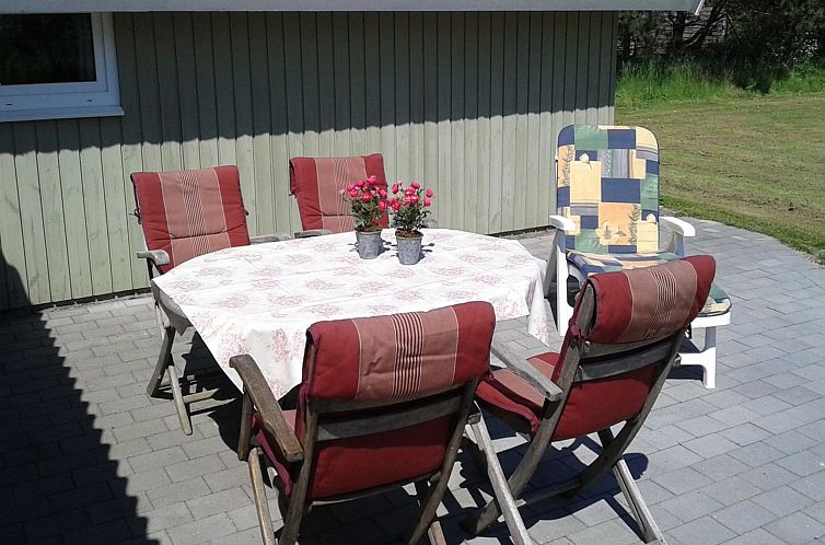 Vakantiehuis "Allita" - 12km from the sea