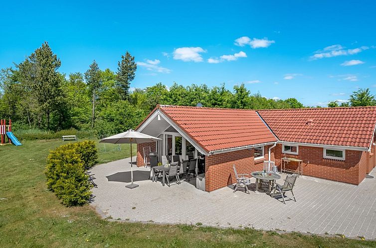 Vakantiehuis "Erp" - 10km from the sea