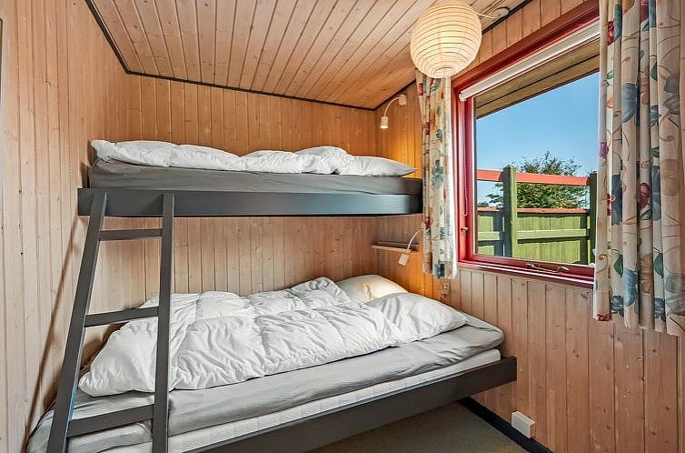 Vakantiehuis "Geertje" - 900m from the sea