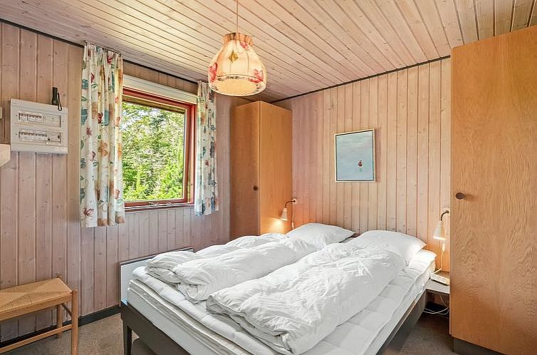 Vakantiehuis "Geertje" - 900m from the sea