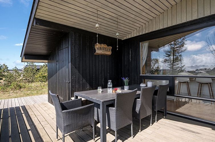 Vakantiehuis "Brunkil" - 500m from the sea