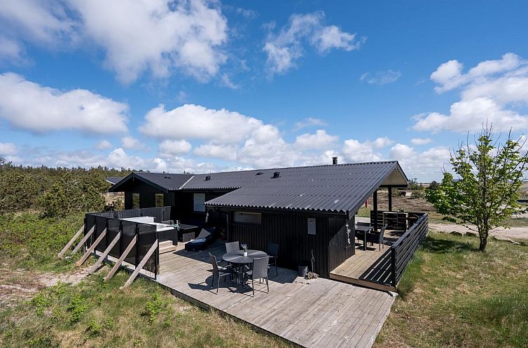 Vakantiehuis "Brunkil" - 500m from the sea