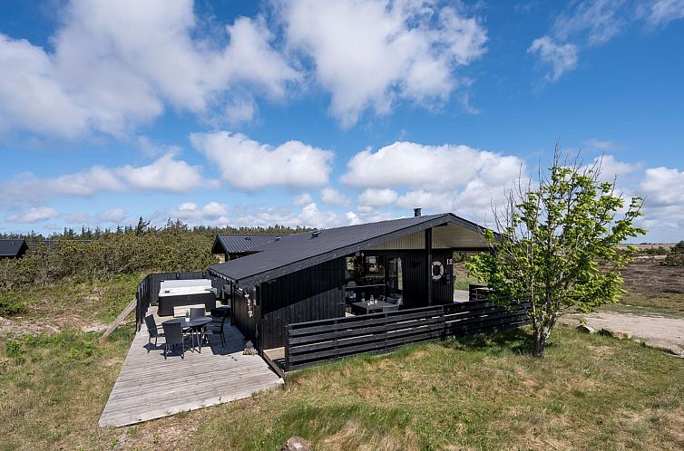 Vakantiehuis "Brunkil" - 500m from the sea