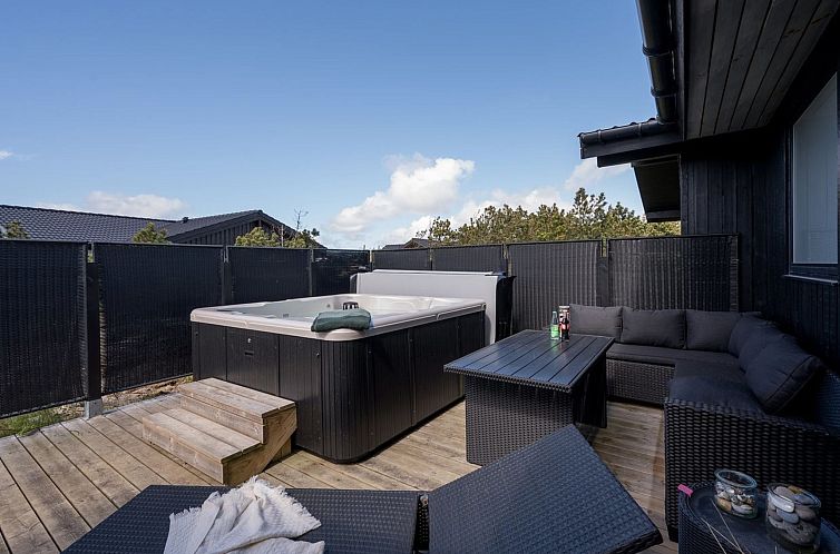 Vakantiehuis "Brunkil" - 500m from the sea