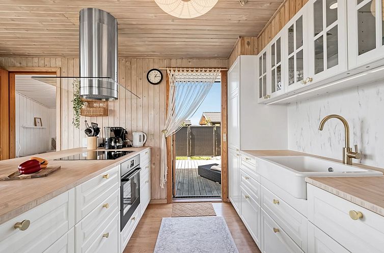 Vakantiehuis "Brunkil" - 500m from the sea