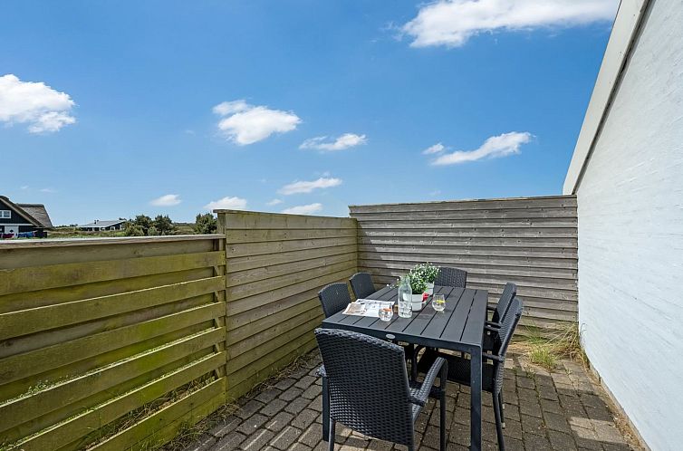 Vakantiehuis "Brunkil" - 500m from the sea