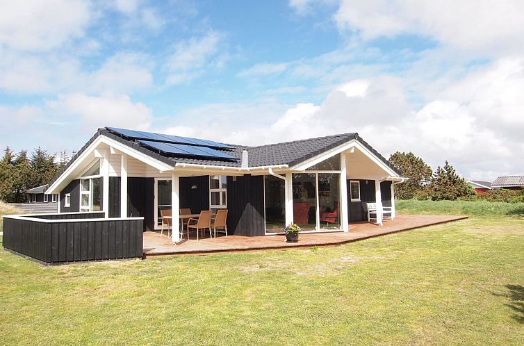 Vakantiehuis "Helen" - 500m to the fjord