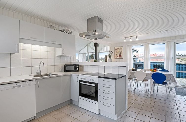 Vakantiehuis "Yorik" - 800m from the sea