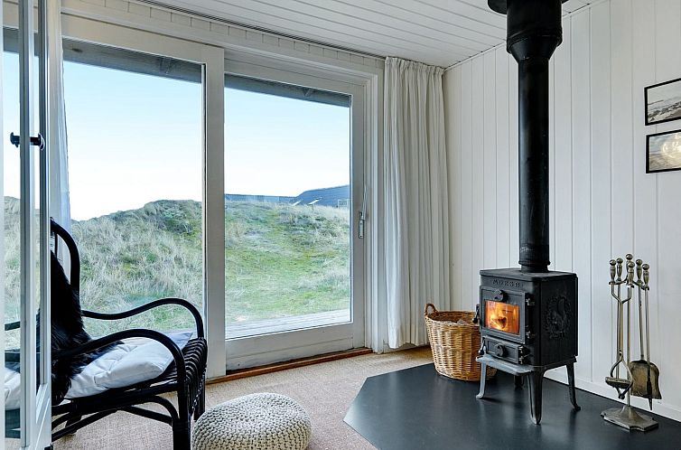 Vakantiehuis "Martti" -  from the sea