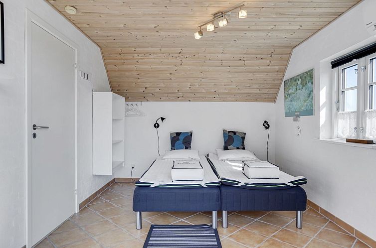 Vakantiehuis "Lavina" - 950m from the sea