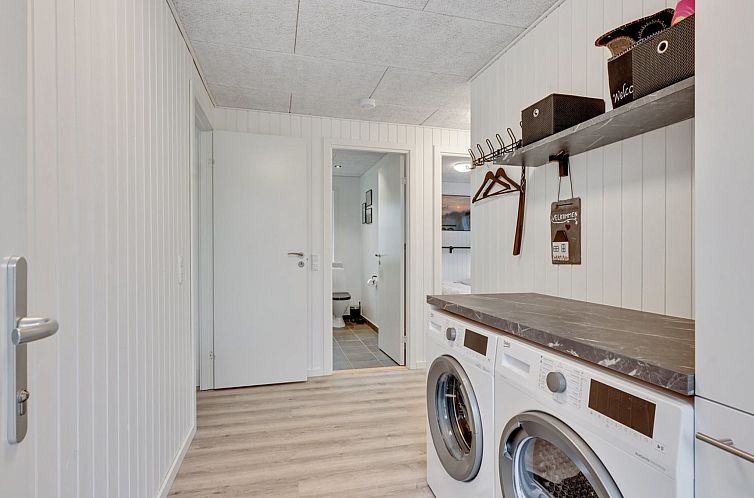 Vakantiehuis "Øn" -  from the sea