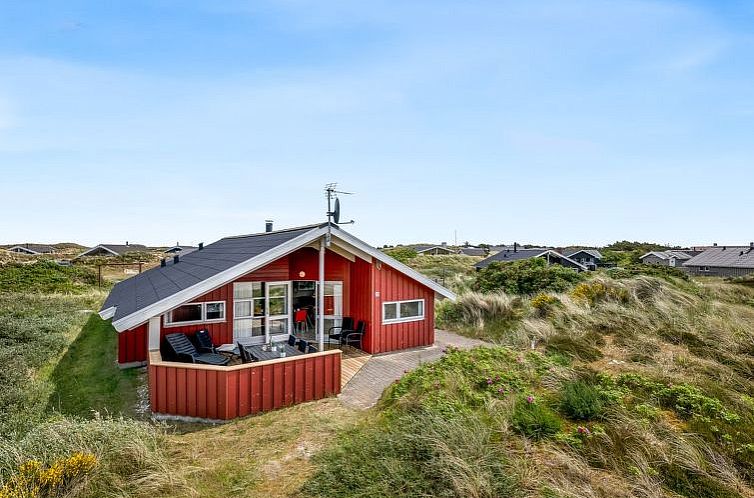 Vakantiehuis "Tuure" -  from the sea