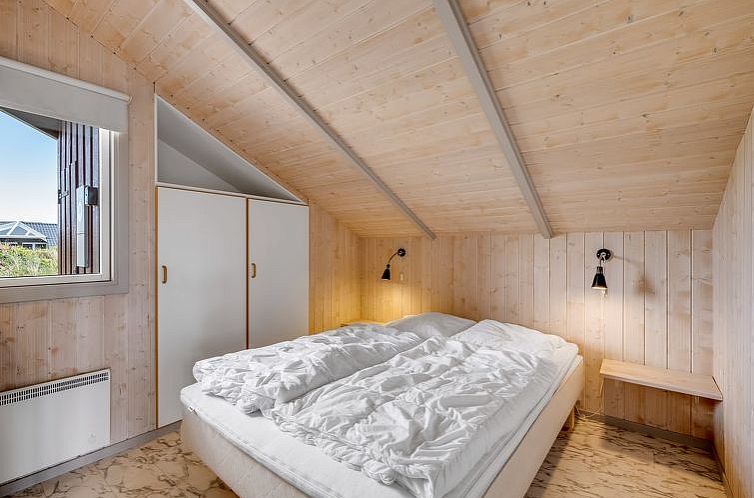 Vakantiehuis "Tuure" -  from the sea