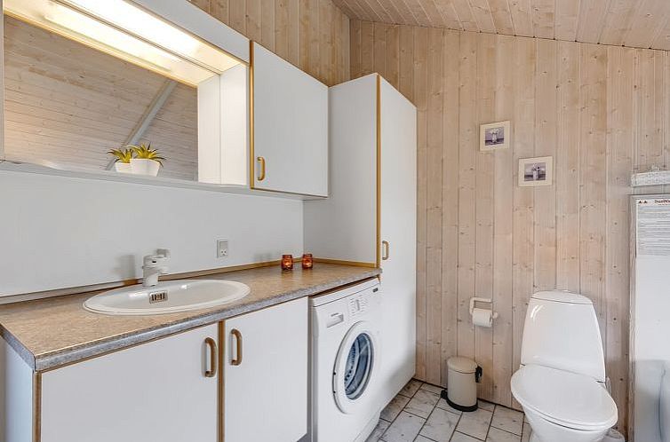 Vakantiehuis "Tuure" -  from the sea