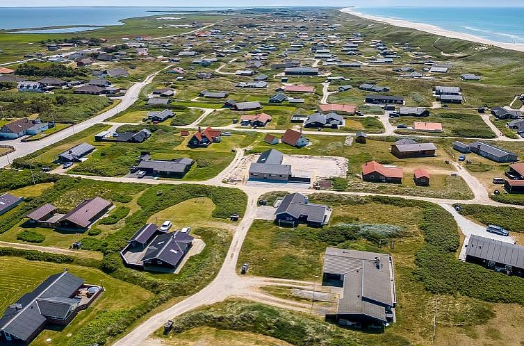 Vakantiehuis "Vina" - 200m to the inlet