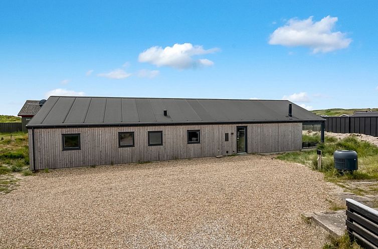 Vakantiehuis "Waldar" -  from the sea