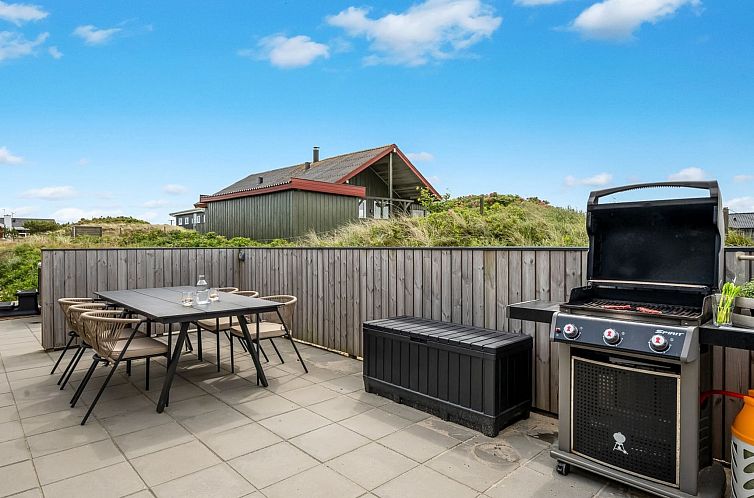 Vakantiehuis "Waldar" -  from the sea