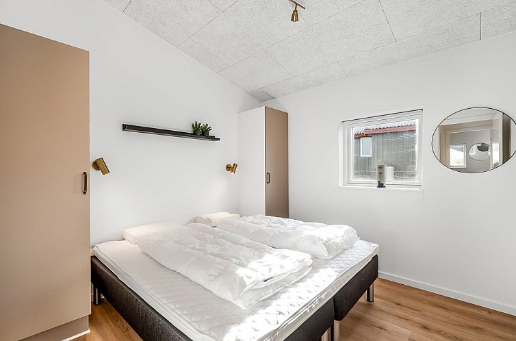 Vakantiehuis "Waldar" -  from the sea