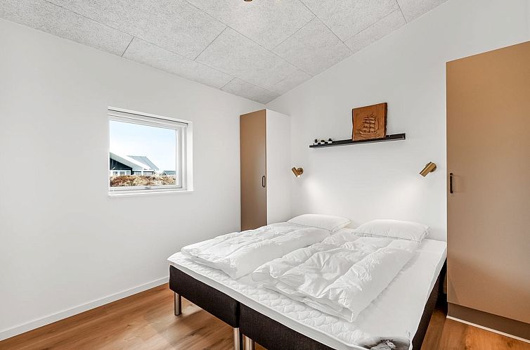 Vakantiehuis "Waldar" -  from the sea