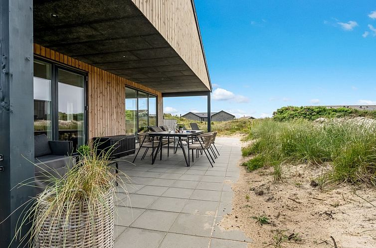 Vakantiehuis "Waldar" -  from the sea