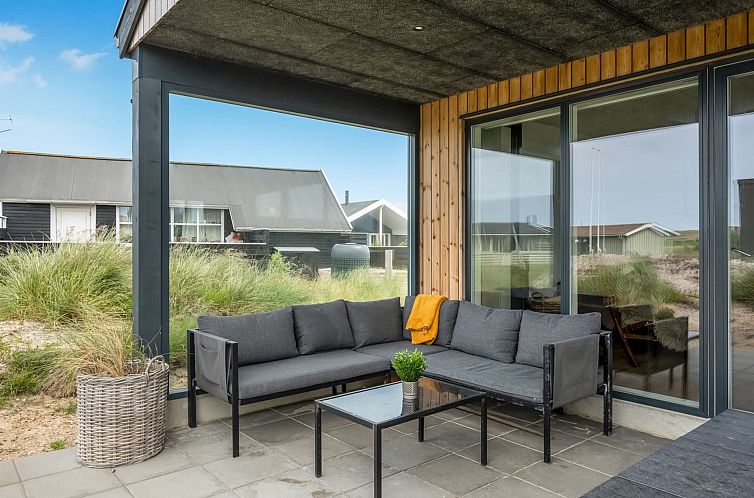 Vakantiehuis "Waldar" -  from the sea