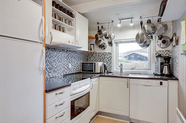 Vakantiehuis "Veetrikki" -  from the sea